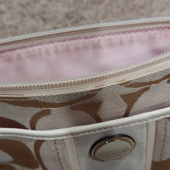 ❤️SALE! COACH Signature Stripe Jacquard Fabric Swingpack Crossbody Bag - Picture 7 of 16